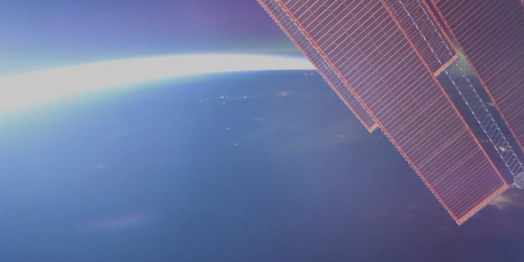 Northern Lights show surprises NASA astronaut on ISS